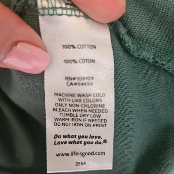 Life Is Good Crusher T-Shirt Women's L Green Peace Holidays Mandala Long Sleeve - Picture 7 of 7